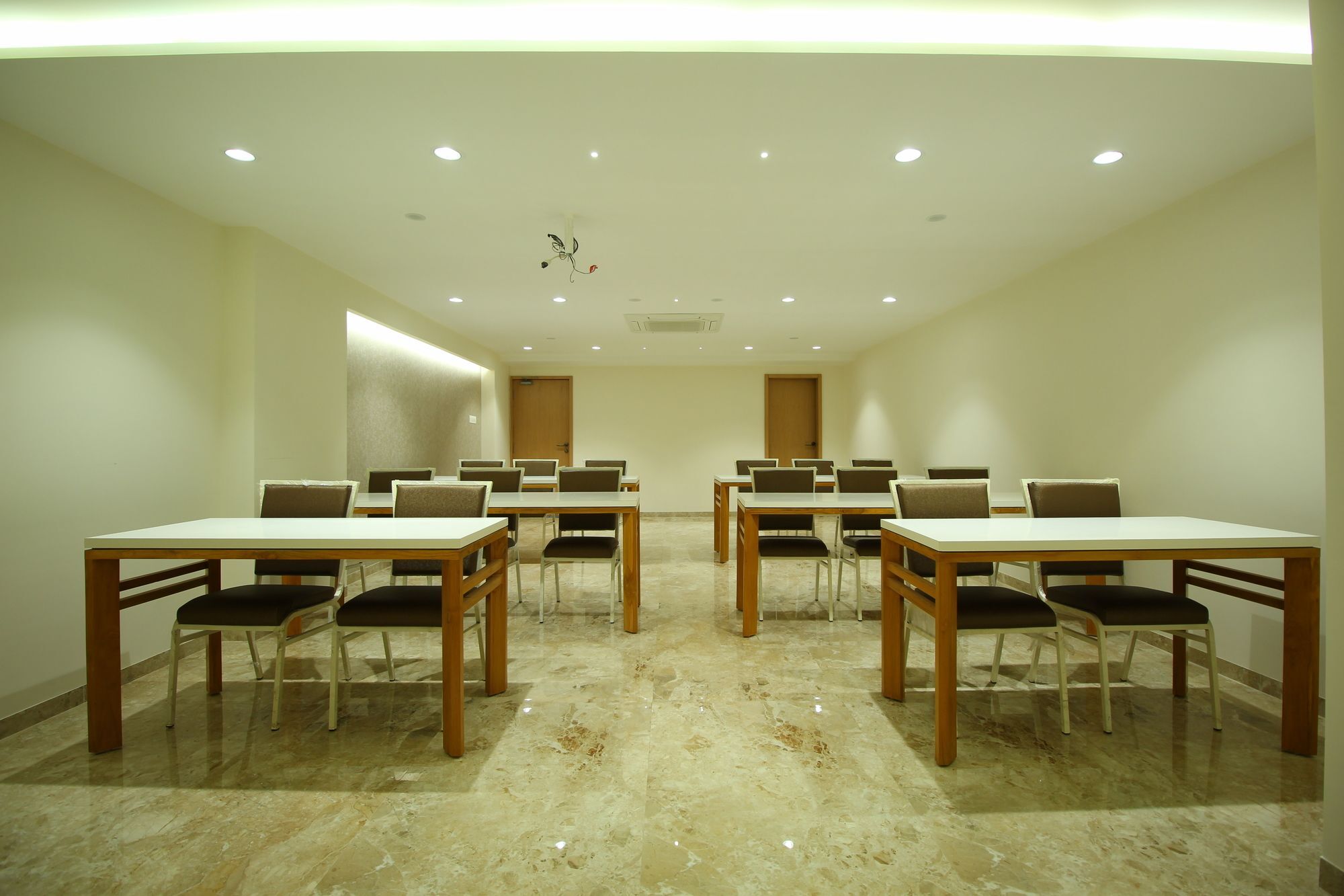 Oyo 4161 Hotel Shailly Inn Ahmedabad Exterior photo