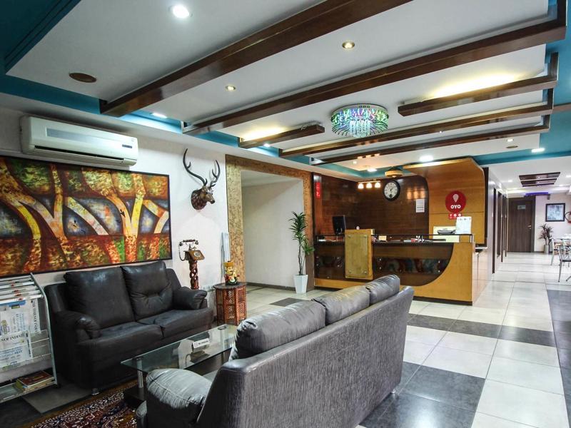 Oyo 4161 Hotel Shailly Inn Ahmedabad Exterior photo