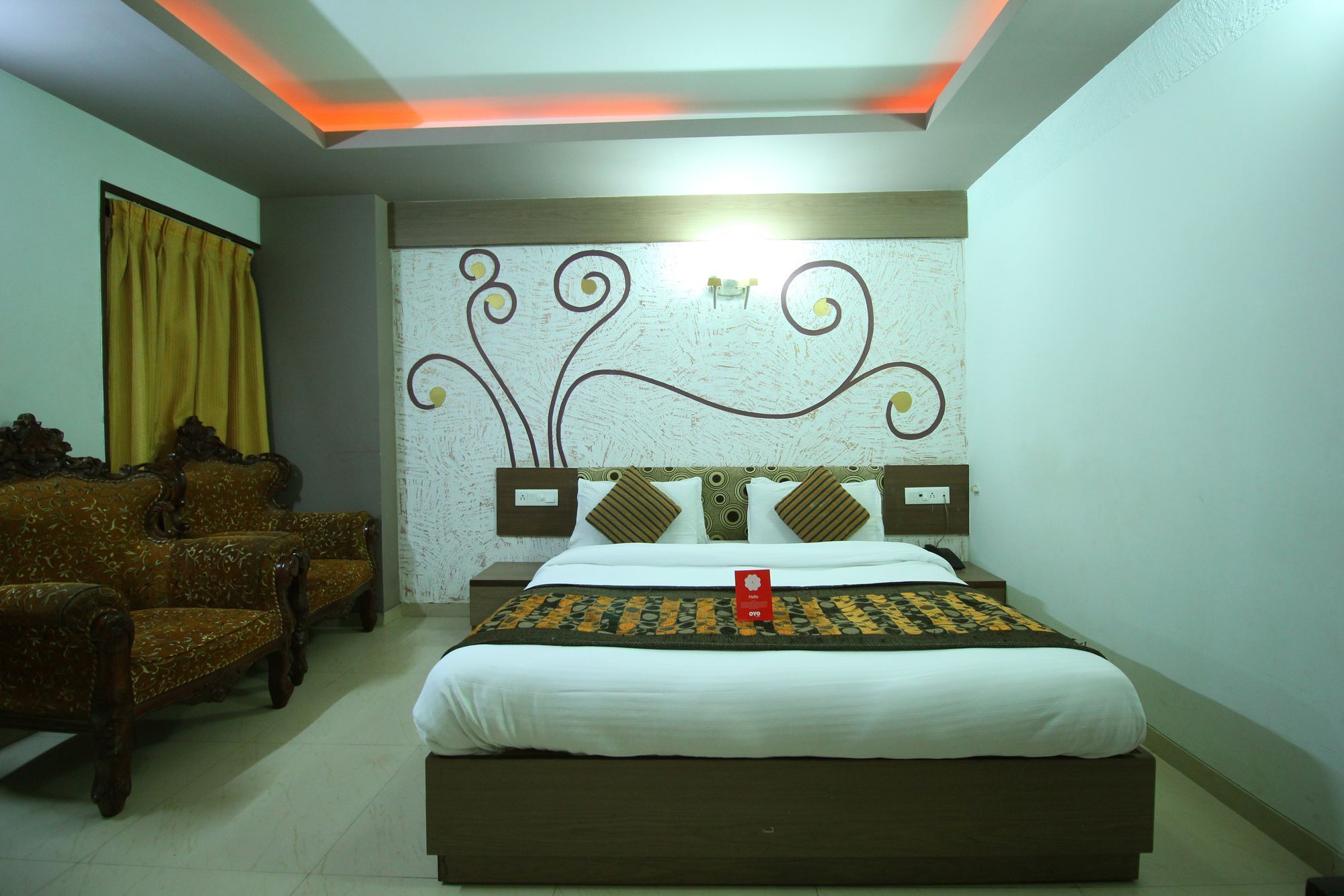 Oyo 4161 Hotel Shailly Inn Ahmedabad Exterior photo